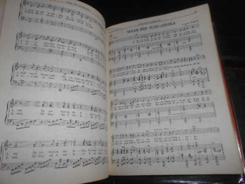 NUWE FAK-SANGBUNDEL - (MUSIEKNOTE & WOORDE) NAS BOEKHANDEL 1966