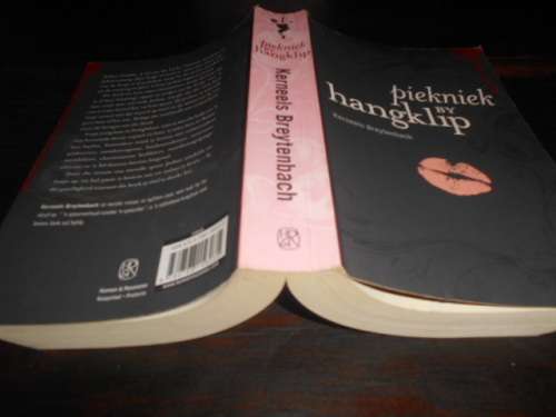 KERNEELS BREYTENBACH - PIEKNIEK BY HANGKLIP - 2011 Human & Rousseau