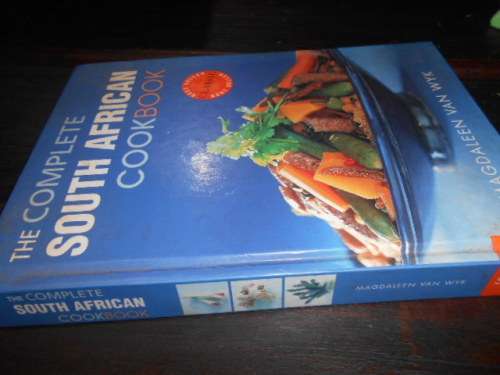 THE COMPLETE SOUH AFRICAN COOKBOOK  - MAGDALEEN VAN WYK CLASSIC BEST SELLER 2002 ED