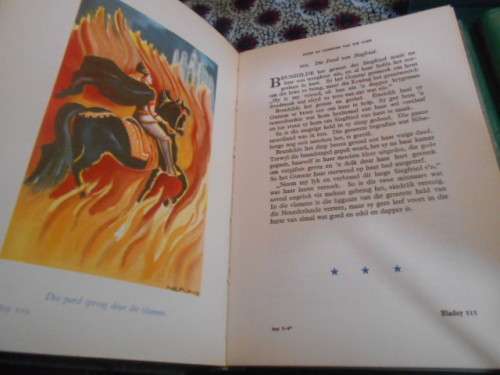 7 Skatkis dik storieboeke Die Kinder-Kultuurvereniging Junior Afdeling  7 uit 8 volumes