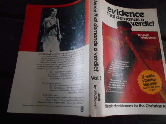 EVIDENCE THAT DEMANDS A VERDICT -JOSH MCDOWELL 1972 SOFTBACK
