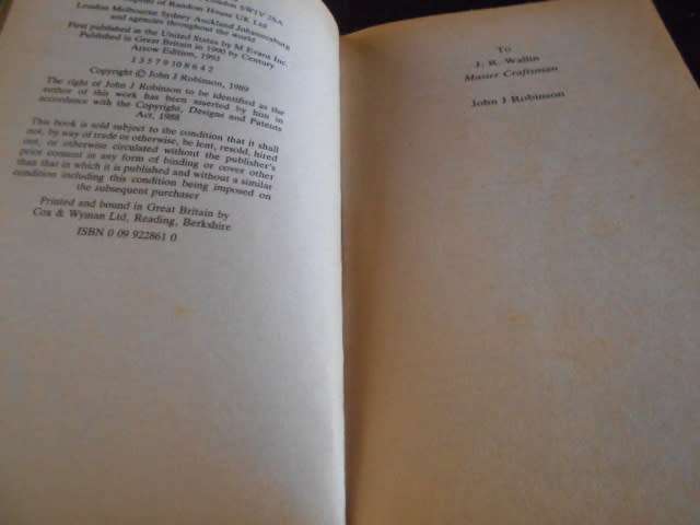 JOHN ROBINSON -  BORN IN BLOOD - THE LOST SECRETS OF FREEMASONRY softback