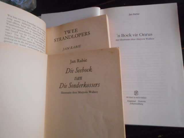 3 JAN RABIE boeke - 2 STRANDLOPERS , SEEBOEK SONDERKOSSERS & BOEK VIR ONRUS