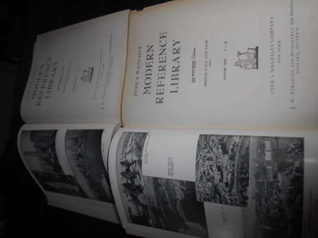 SET OF 2 VOL A-Q & R-Z FUNK & WAGNALLS  1954 NEW PRAC STANDARD DICTIONARY EM*PHA*TYPE ED.