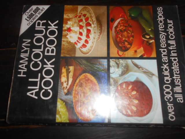 HAMLYN ALL COLOUR COOK BOOK QUICK & EASY RECIPES ILLUS 1981 300 illus recipes