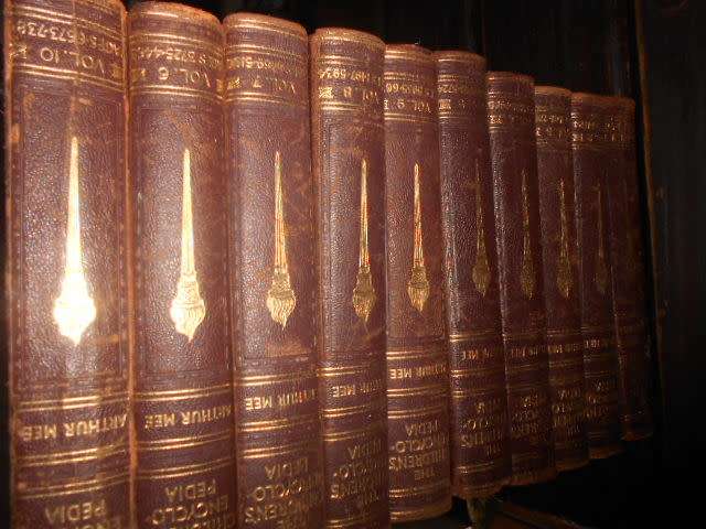 Rare full set of 10 old 1950"s Arthur Mee illustrated Childrens Encyclopaedia