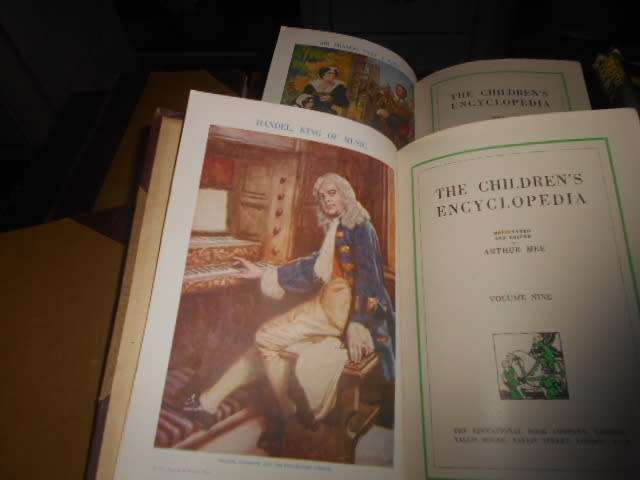 Rare full set of 10 old 1950"s Arthur Mee illustrated Childrens Encyclopaedia