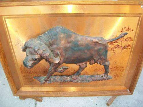 LARGE FIRE SCREEN WITH BUFFALO ON COPPER PLAQUE 94.5 x74 cm