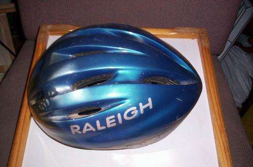 BICYCLE HELMET
