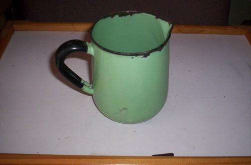 OLD ENAMEL MUG
