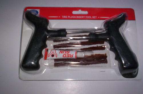 TUBELESS TYRE REPAIR KIT