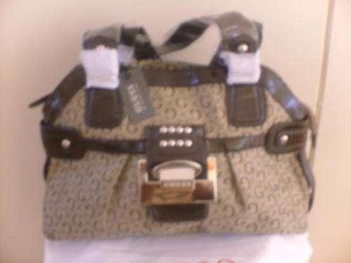 BRAND NEW GUESS HAND BAG {NEW DESIGN}
