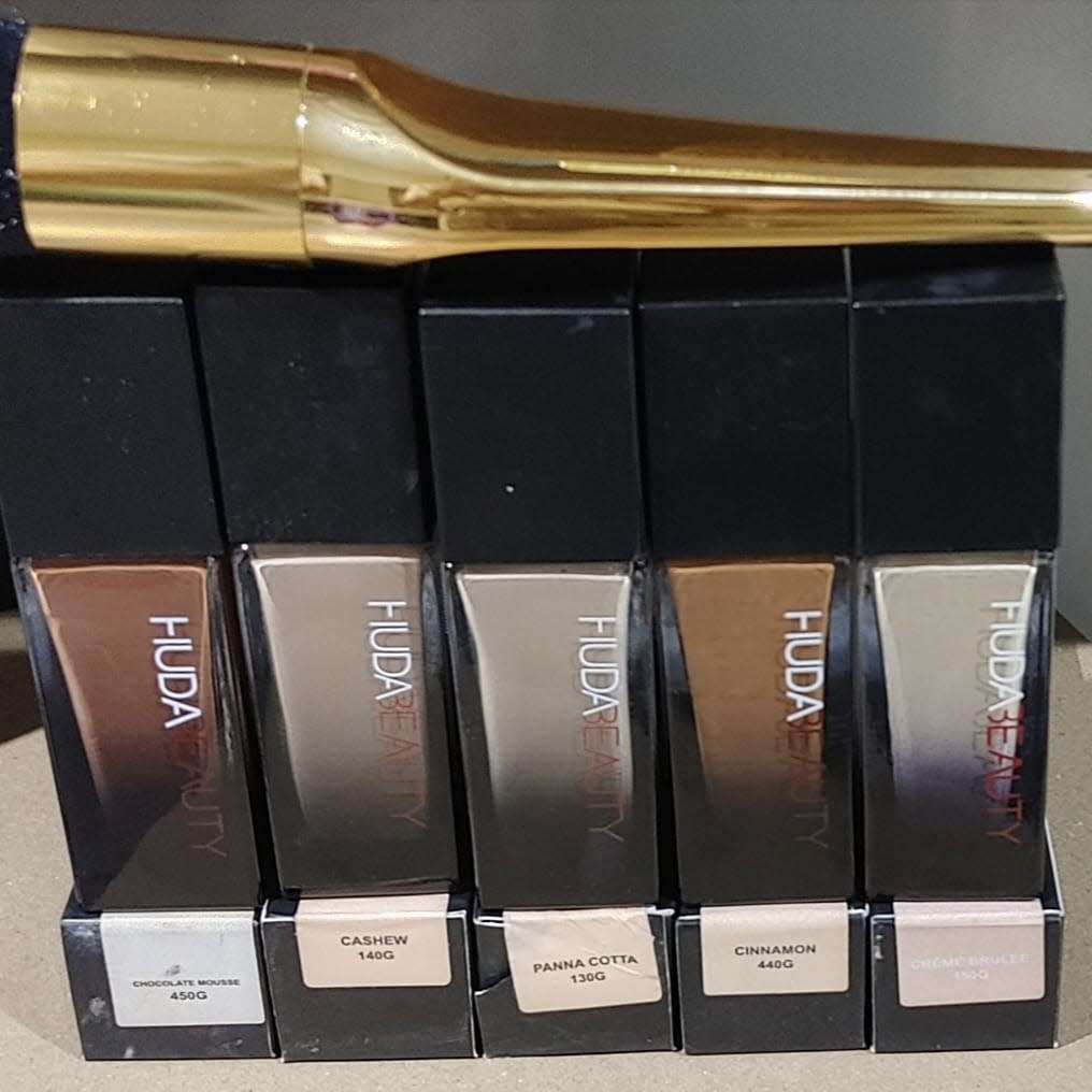HUDA BEAUTY #FauxFilter Foundation - Cinnamon 440G