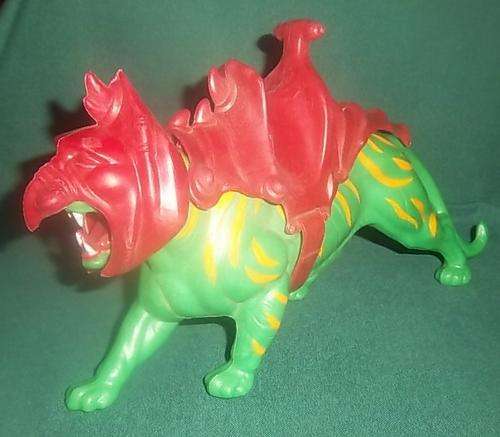 A GRINGOR FIGURE WITH FULL ARMOUR