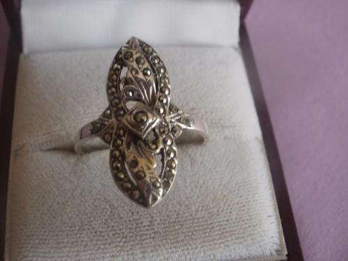 VINTAGE MARCASITE -  925 SILVER RING