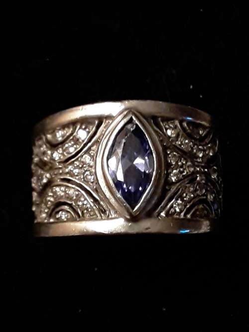 Amethyst set in 925 Sterling Silver Ring