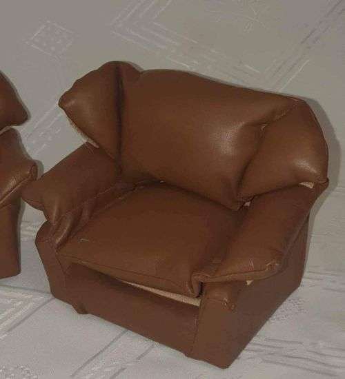 Vintage x3 piece leather lounge suite.