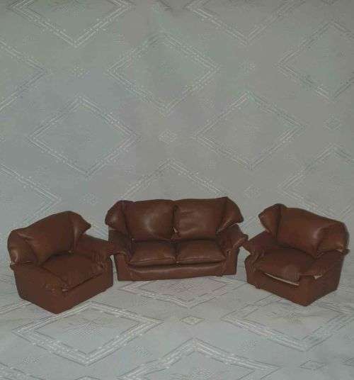 Vintage x3 piece leather lounge suite.