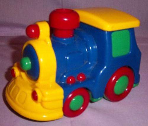 A TRAIN LOCOMOTIVE FOR THE LITTLE ONE
