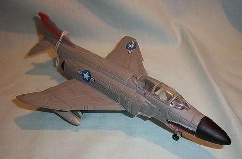 A VERY NICE FIGHTER JET MODEL