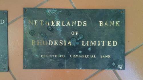 Collectors Metal Bank Signs