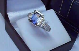 **EGL Certified 1.85Ct Diamond & Tanzanite Ring** Stunning!