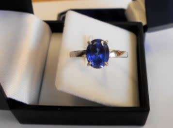**JGL Certified 2.40ct Genuine Natural Blue Tanzanite Ring**