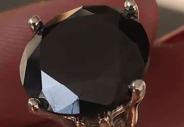 **7.21cts Certified Genuine Natural Black Diamond Ring-Please see all photos & description**