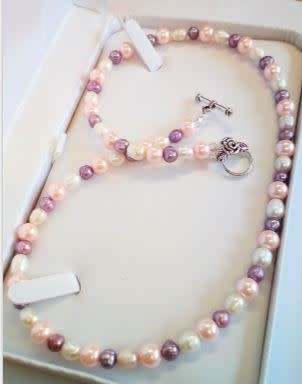 Beautiful Multi Colour Freshwater & Shell Pearl Necklace - 53cm