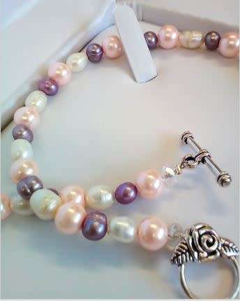 Beautiful Multi Colour Freshwater & Shell Pearl Necklace - 53cm
