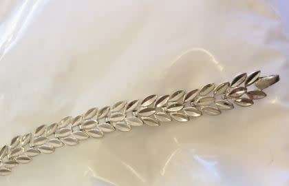 Sterling Silver `Leaf` Bracelet 12gm