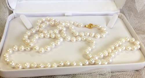 GENUINE CULTURED PEARL NECKLACE | OPERA LENGTH 84CM | CLASSIC AND ELELGANT