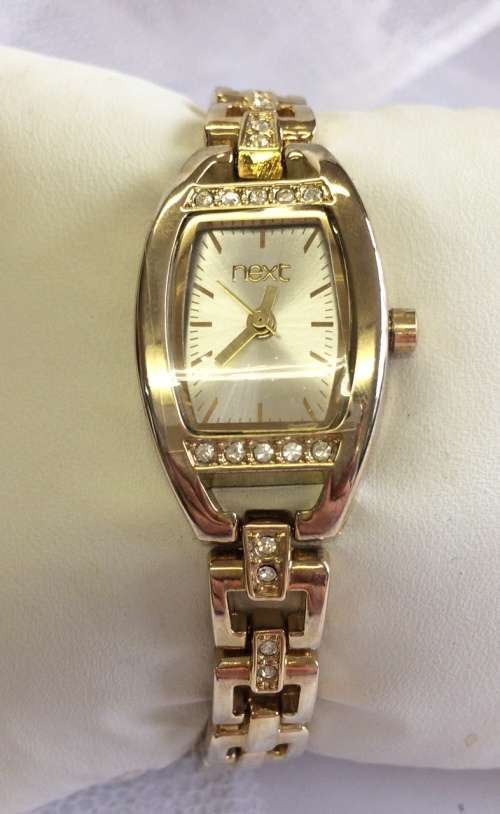 SALE! Classic Ladies Gold Bracelet Watch
