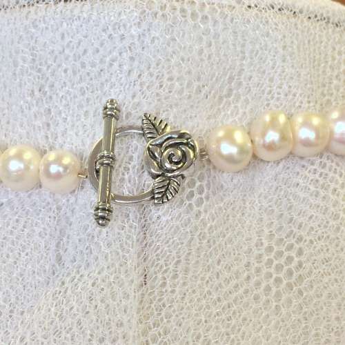 GENUINE CULTURED PEARL NECKLACE WITH ATTACHABLE BRACELET - SO CLASSIC