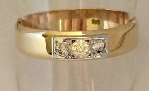 GENUINE DIAMOND 9CT GOLD RING 0.15TCW