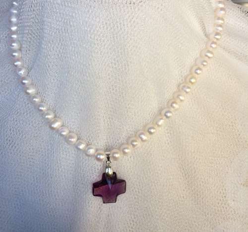 Swarovski Crystal and Pearl Necklace - Absolutely Stunning