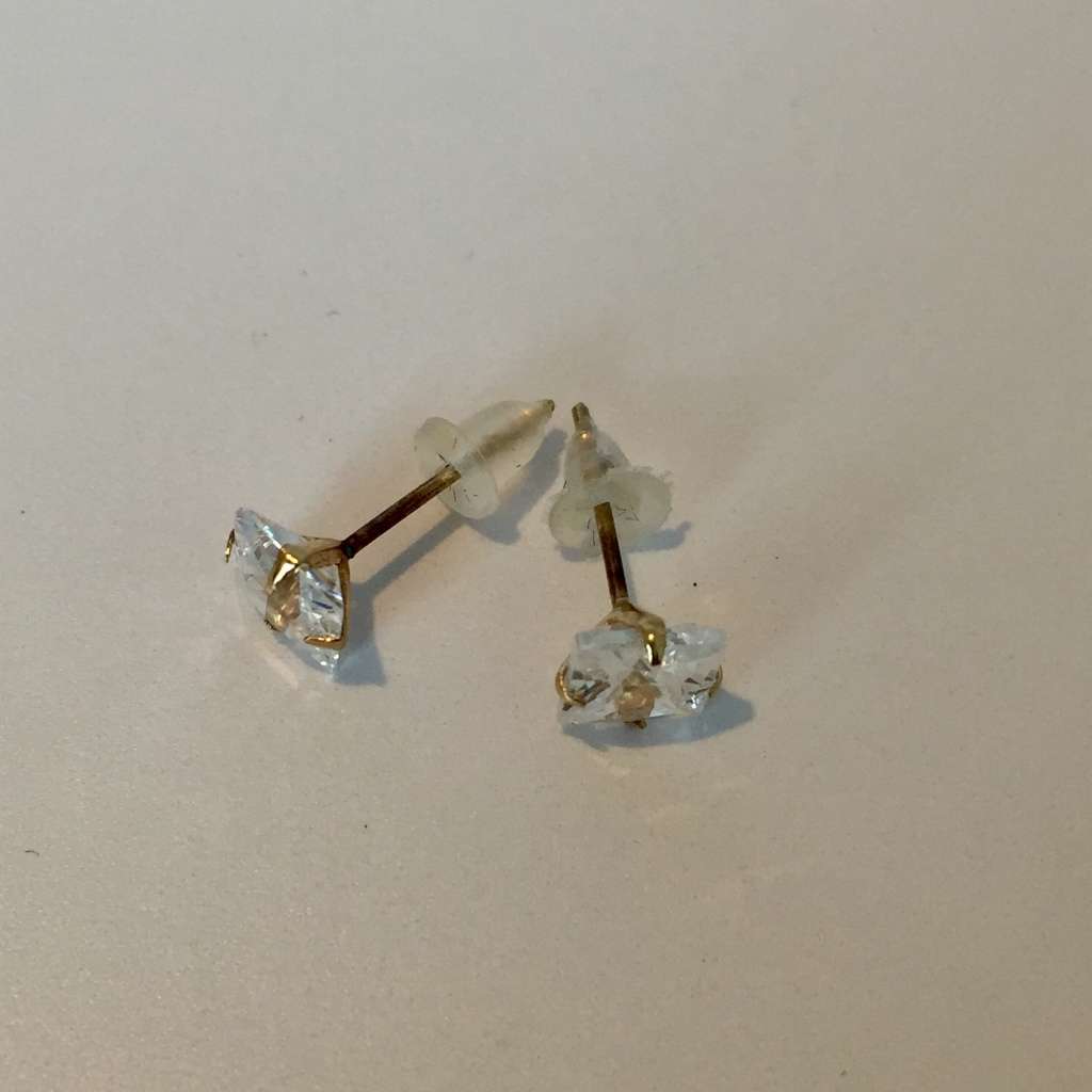 9ct Gold Cubic Zirconia Earrings - Bargain!!!