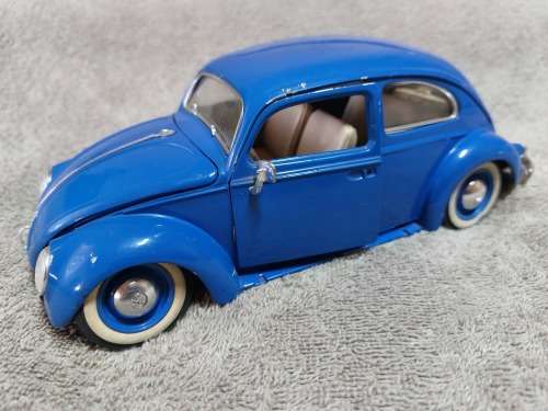 Bburago Beetle 1000 000th Anniversary.