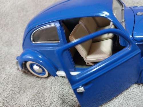 Bburago Beetle 1000 000th Anniversary.