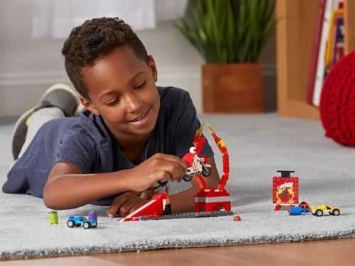 Lego Toy Story 4 Duke Caboom`s Stunt Show
