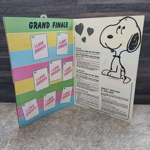 1986 Panini I Love Snoopy Sticker Album