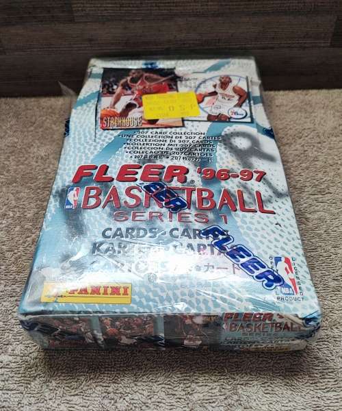 96/97 Fleer NBA Basketball Collectible Cards(Factory Sealed Box)