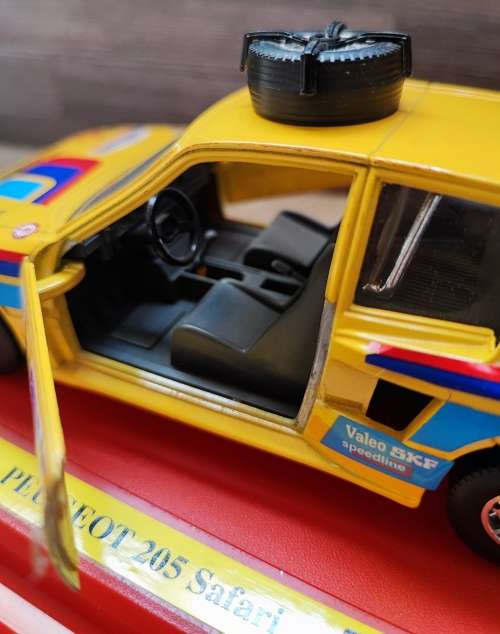 Vintage Bburago Renault Peugeot 205 Turbo Die Cast Model