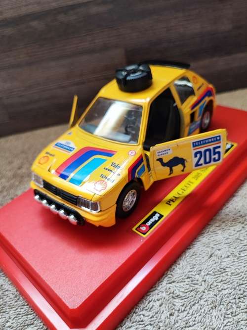 Vintage Bburago Renault Peugeot 205 Turbo Die Cast Model