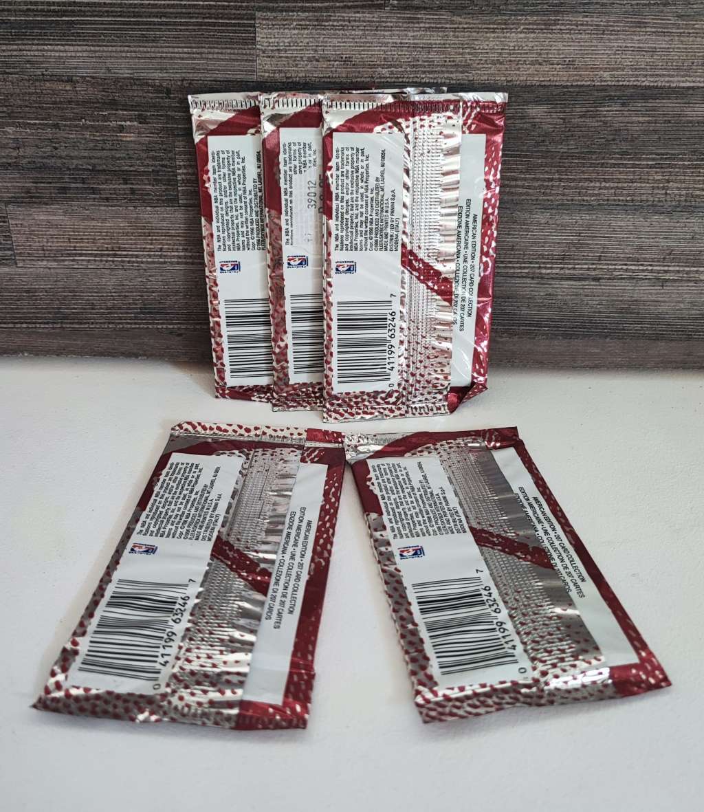 Vintage 96/97 Fleer NBA Basketball Trading Cards(Bid per packet)