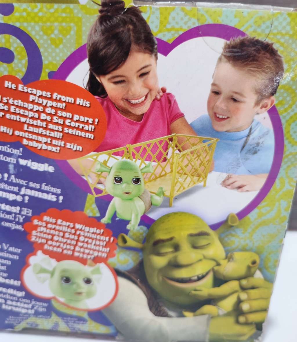 2007 Shrek Out Of Control Triplets Playpen