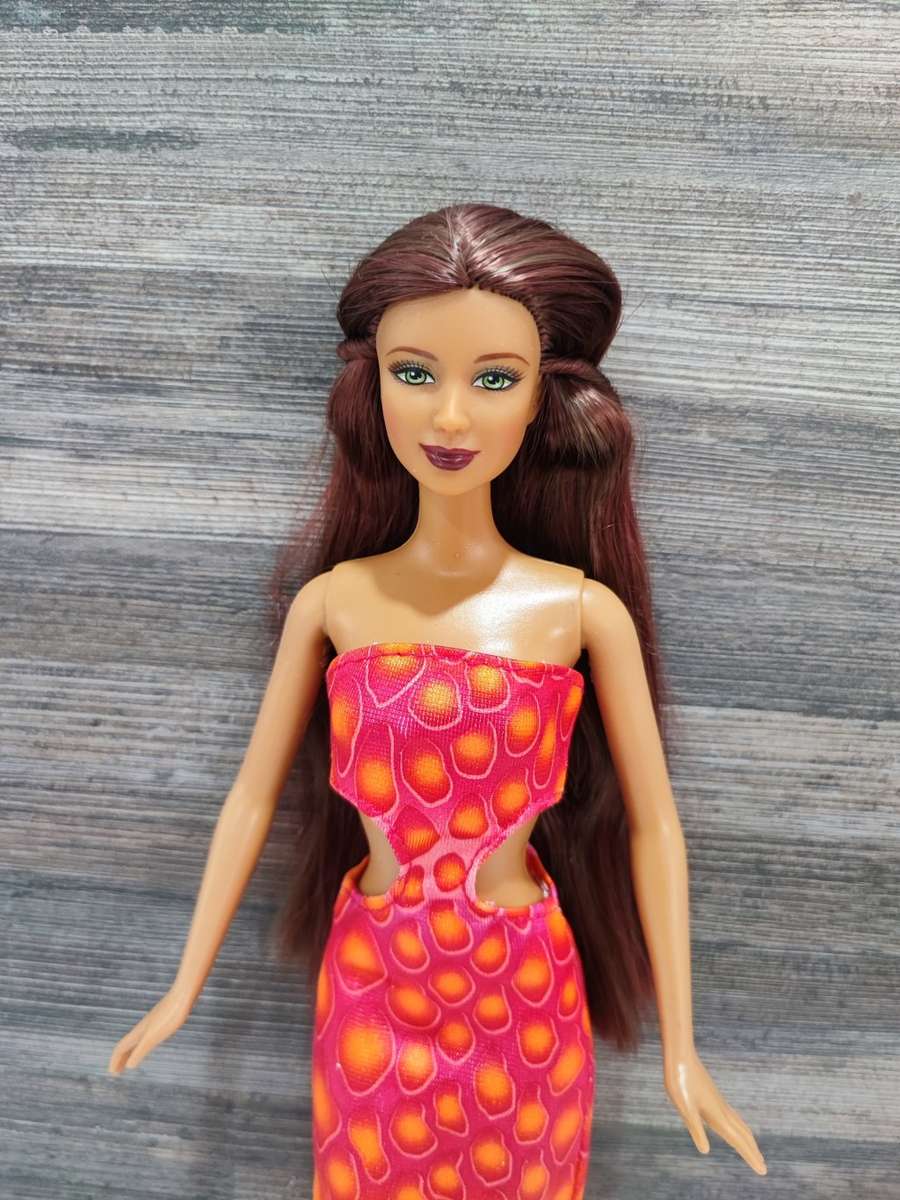 2001 Mattel Barbie - Kayla(Never been played with)