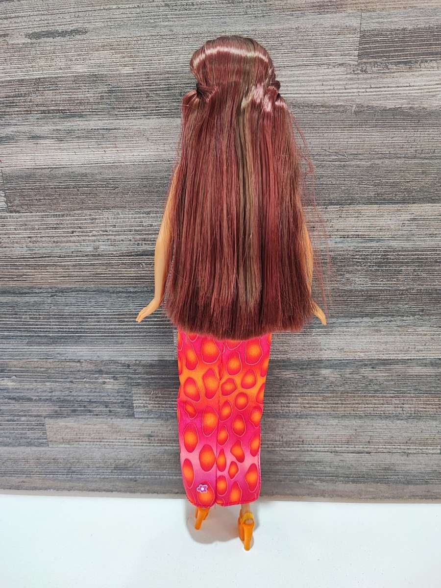 2001 Mattel Barbie - Kayla(Never been played with)