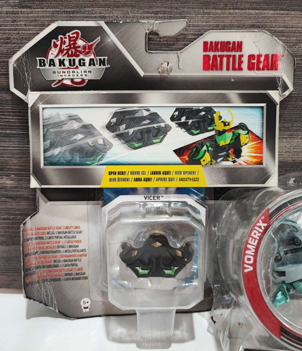 Bakugan Combo - Vicer and Vomerix