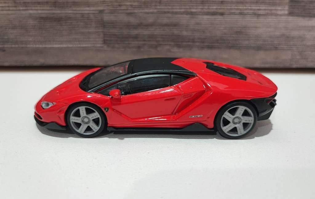 Maisto Lamborghini Centenario Model Car